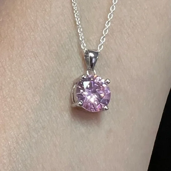 925 Sterling Silver. Solitary. Necklace - Picture 7 of 8